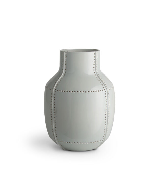 CorUnum-ArianBrekveld-Trais-Vase-Perforated-SeaGReen
